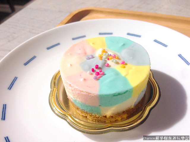 『桃園中壢下午茶』拾事咖啡★彩虹生乳酪甜點小巧可愛/抹茶控別錯過小山園抹茶歐蕾/文青風咖啡店無限制用餐時間不收服務費提供插座