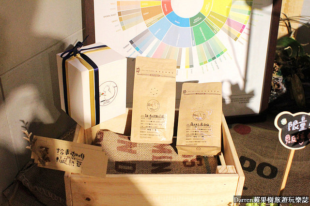 『桃園中壢下午茶』拾事咖啡★彩虹生乳酪甜點小巧可愛/抹茶控別錯過小山園抹茶歐蕾/文青風咖啡店無限制用餐時間不收服務費提供插座