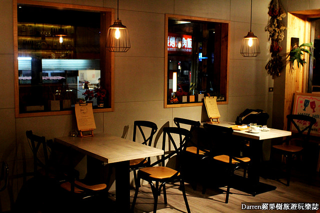 『桃園中壢下午茶』拾事咖啡★彩虹生乳酪甜點小巧可愛/抹茶控別錯過小山園抹茶歐蕾/文青風咖啡店無限制用餐時間不收服務費提供插座