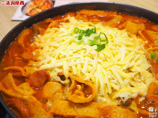 三清洞摩西年糕鍋：三清洞摩西年糕鍋，醬料原汁原味韓國進口，辣辣der～