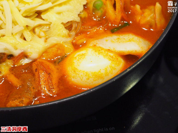 三清洞摩西年糕鍋：三清洞摩西年糕鍋，醬料原汁原味韓國進口，辣辣der～