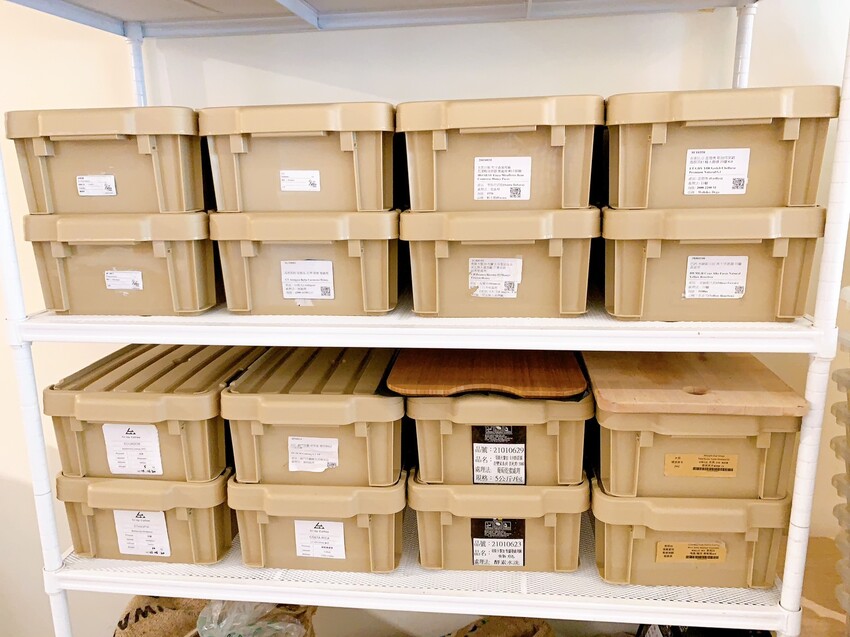 板橋府中捷運站｜Partik Coffee & Roaster｜隱身社區的精品咖啡廳    精品手沖、手作點心、季節精品豆/濾掛