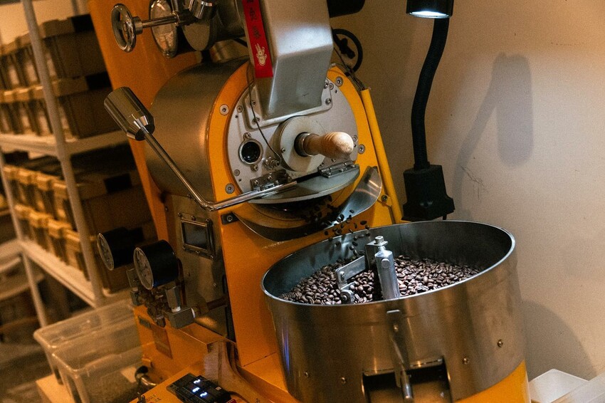 板橋府中捷運站｜Partik Coffee & Roaster｜隱身社區的精品咖啡廳    精品手沖、手作點心、季節精品豆/濾掛