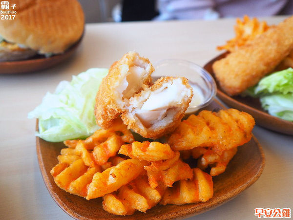 早安公雞晨食料理:早安公雞農場晨食,火爆公雞堡辣到你喊嫑嫑der~ 早安公雞晨食料理:早安公雞農場晨食,火爆公雞堡辣到你喊嫑嫑der~