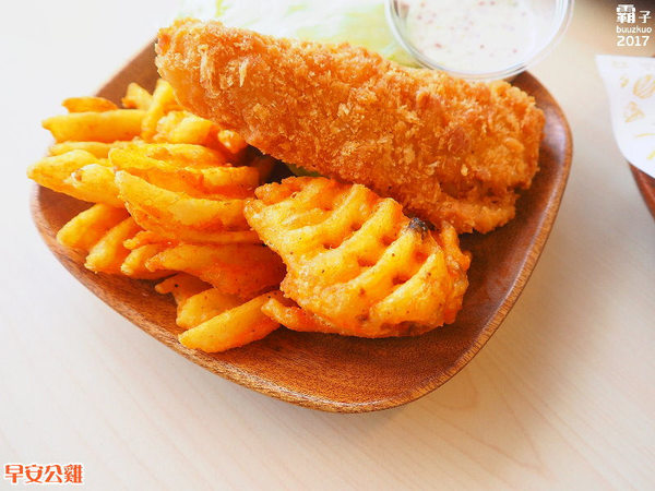 早安公雞晨食料理:早安公雞農場晨食,火爆公雞堡辣到你喊嫑嫑der~ 早安公雞晨食料理:早安公雞農場晨食,火爆公雞堡辣到你喊嫑嫑der~