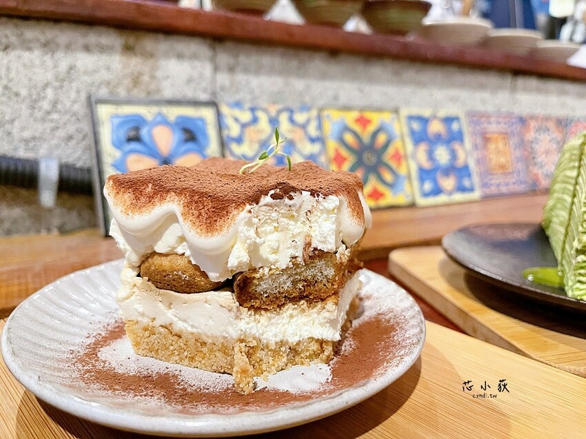 民生咖啡 People&Life.Cafe，審計新村附近老宅復古高質感咖啡店，手作限量甜點一定要試試 - Cyndi love’s 享食天堂