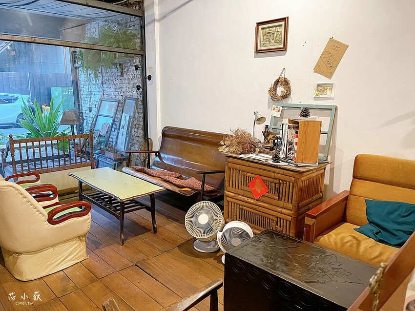 民生咖啡 People&Life.Cafe，審計新村附近老宅復古高質感咖啡店，手作限量甜點一定要試試 - Cyndi love’s 享食天堂