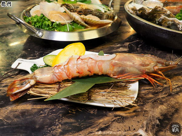 龍門 馬場洞韓牛專賣店： 龍門燒肉，韓風貨櫃屋裝潢，全新男子漢套餐霸氣上桌~