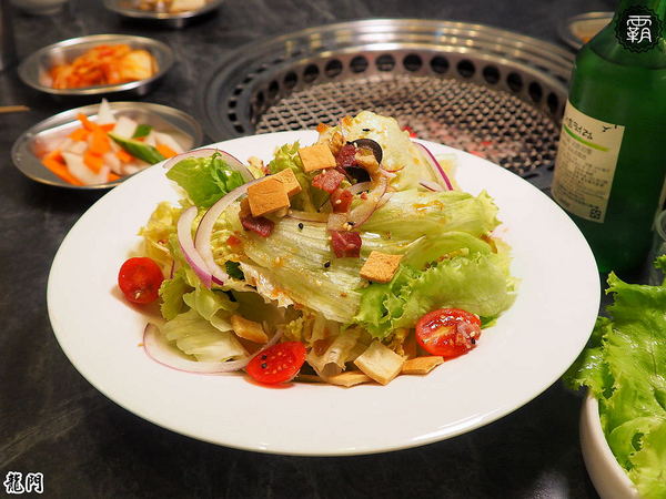 龍門 馬場洞韓牛專賣店： 龍門燒肉，韓風貨櫃屋裝潢，全新男子漢套餐霸氣上桌~