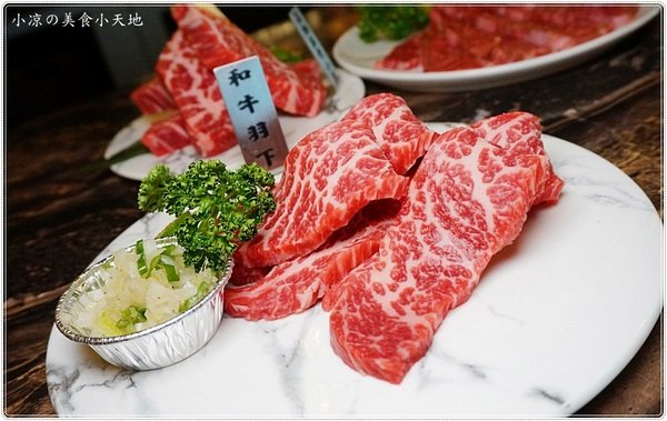 龍門 馬場洞韓牛專賣店：台中北屯』龍門馬場洞韓牛專賣店║超夯工業風貨櫃屋，社長盛和烤肉套餐，不用出國就可以吃到的美味