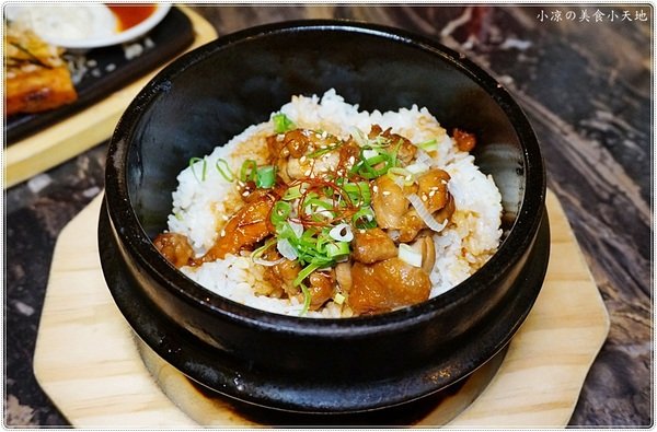 龍門 馬場洞韓牛專賣店：台中北屯』龍門馬場洞韓牛專賣店║超夯工業風貨櫃屋，社長盛和烤肉套餐，不用出國就可以吃到的美味