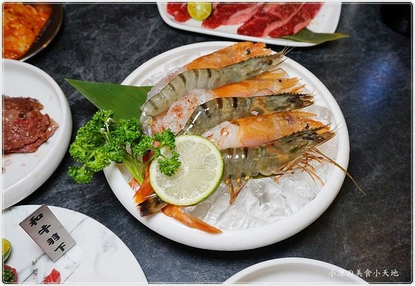 龍門 馬場洞韓牛專賣店：台中北屯』龍門馬場洞韓牛專賣店║超夯工業風貨櫃屋，社長盛和烤肉套餐，不用出國就可以吃到的美味