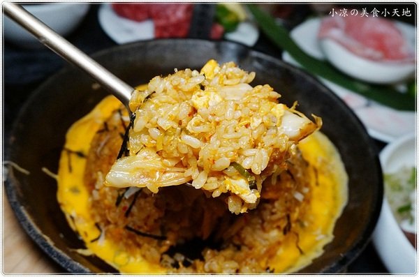 龍門 馬場洞韓牛專賣店：台中北屯』龍門馬場洞韓牛專賣店║超夯工業風貨櫃屋，社長盛和烤肉套餐，不用出國就可以吃到的美味