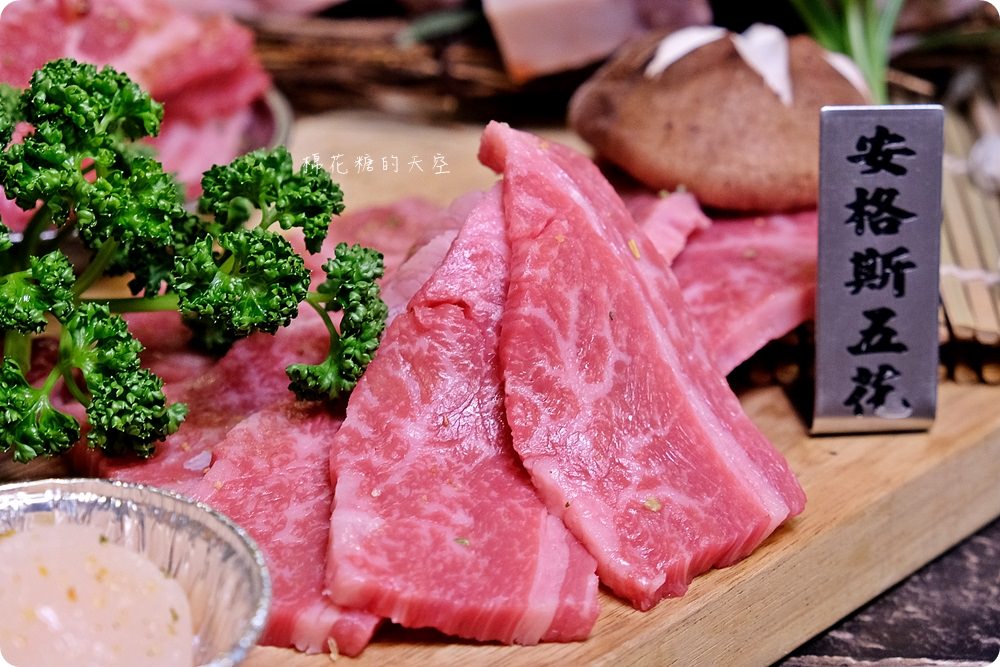 北屯在地人大推燒肉店-龍門燒肉 馬場洞韓牛專賣店,記得一定要加點隱藏版海鮮盤 北屯在地人大推燒肉店-龍門燒肉 馬場洞韓牛專賣店,記得一定要加點隱藏版海鮮盤