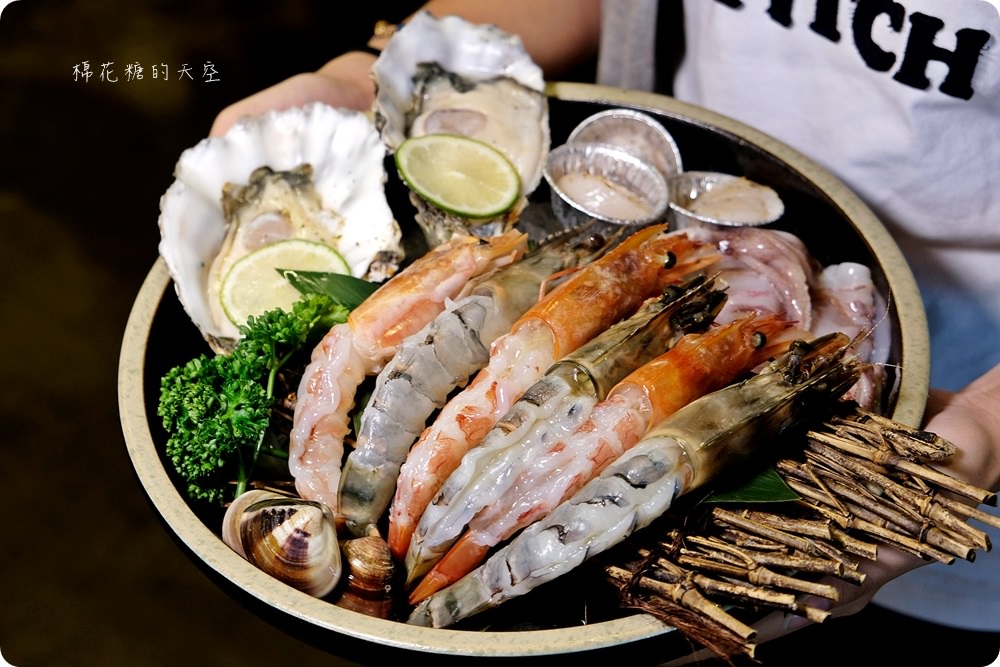 北屯在地人大推燒肉店-龍門燒肉 馬場洞韓牛專賣店,記得一定要加點隱藏版海鮮盤 北屯在地人大推燒肉店-龍門燒肉 馬場洞韓牛專賣店,記得一定要加點隱藏版海鮮盤