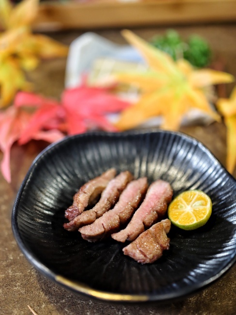 【台中食記】福岡名產牛腸鍋『龍門燒肉』吃得到，感謝祭套餐加價購399，還有你沒喝過的生蠔氣泡香檳！