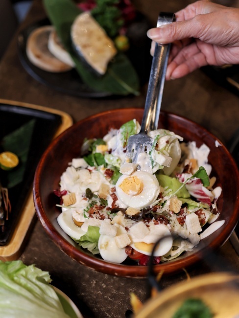 【台中食記】福岡名產牛腸鍋『龍門燒肉』吃得到，感謝祭套餐加價購399，還有你沒喝過的生蠔氣泡香檳！