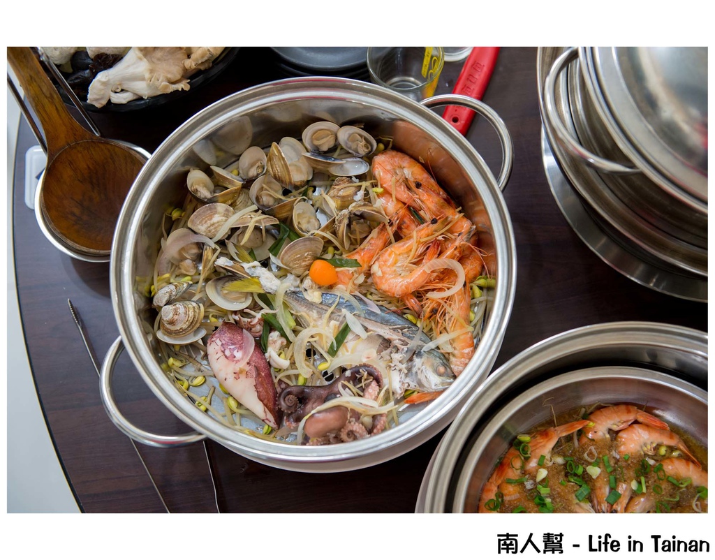 海島火鍋店—海鮮爐、沙茶爐、海鮮塔