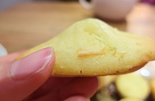 披薩斜塔：❤️美食❤️【新北。新店】披薩斜塔 ★超特色洛神花披薩/普羅旺斯小牛胸/愛評體驗團