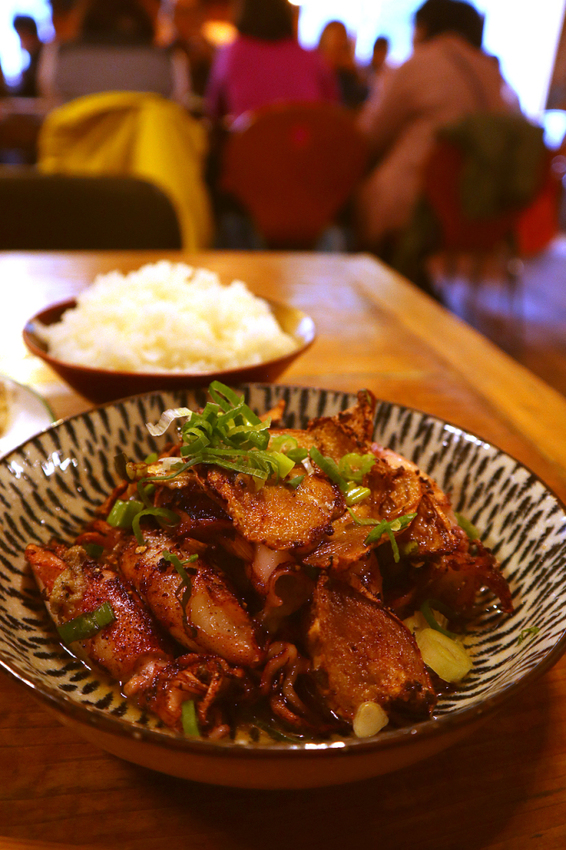 新北瑞芳|食不厭_九份|薑片小卷真的不得了好吃!