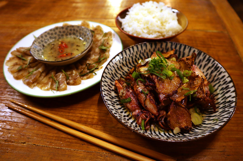 新北瑞芳|食不厭_九份|薑片小卷真的不得了好吃!