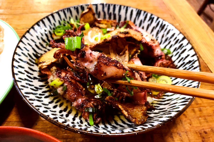 新北瑞芳|食不厭_九份|薑片小卷真的不得了好吃!