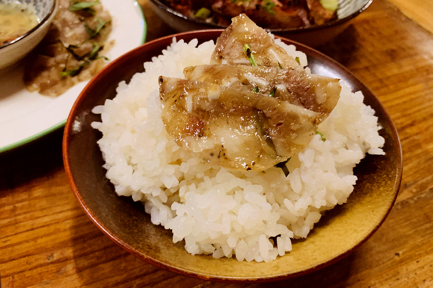 新北瑞芳|食不厭_九份|薑片小卷真的不得了好吃!