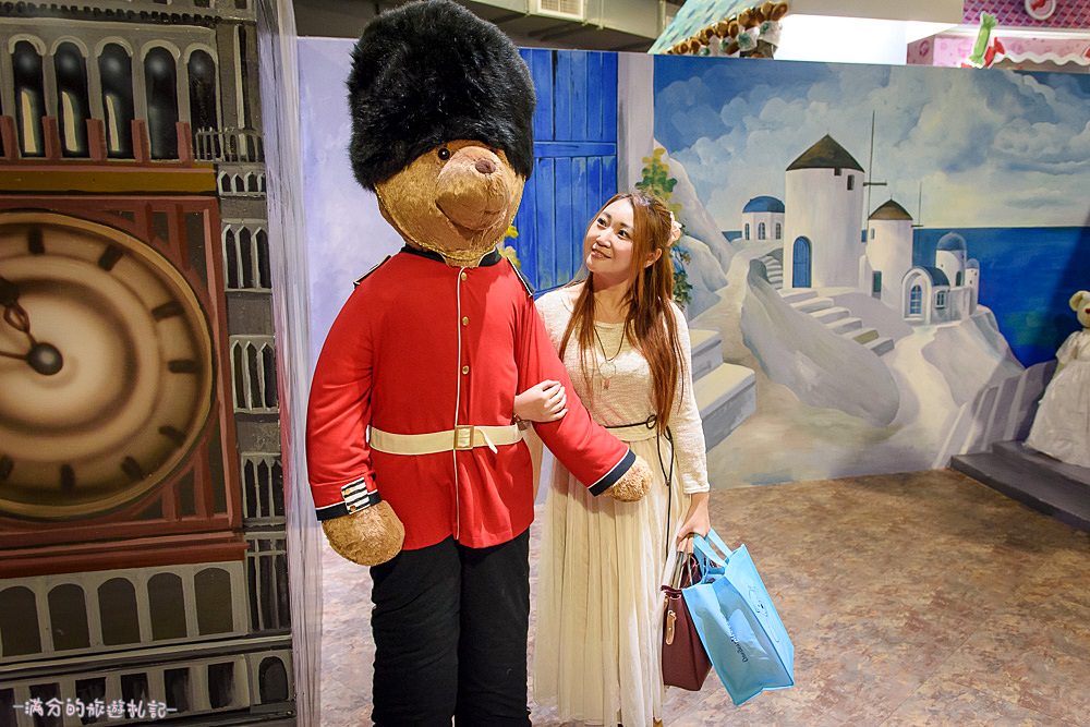 新竹東區景點》小熊博物館 台灣首座泰迪熊博物館 異國夢幻場景 小熊DIY 跟著泰迪熊玩樂環遊全世界 - 滿分的旅遊札記