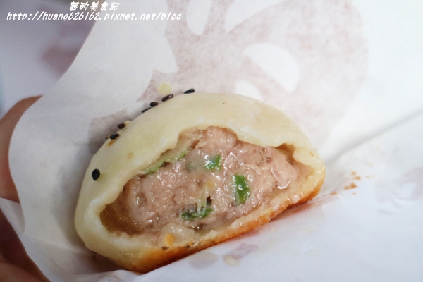 咬三口上海生煎包(公館店):【台北中正區】會爆漿的上海生煎包『咬三口上海生煎包』銅板美食/水源市場旁/捷運公館美食推薦~ 咬三口上海生煎包(公館店):【台北中正區】會爆漿的上海生煎包『咬三口上海生煎包』銅板美食/水源市場旁/捷運公館美食推薦~