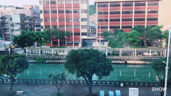 享住旅店：【國內旅遊/旅店推薦】基隆享住旅店絕對讓你好想住~阿爸A青春回憶攏底加啦！就來住一晩遠離台北市的喧囂人生吧～