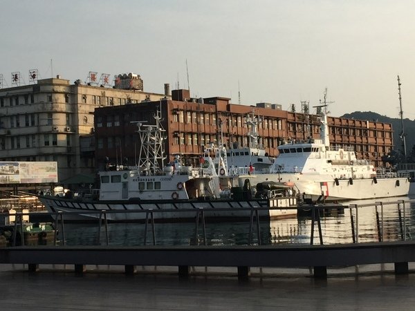 享住旅店：【國內旅遊/旅店推薦】基隆享住旅店絕對讓你好想住~阿爸A青春回憶攏底加啦！就來住一晩遠離台北市的喧囂人生吧～