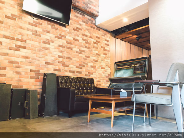 圓圓家出去玩-《基隆住宿》享住旅店，廟口走路3分鐘，交通便利，住宿旅遊好輕鬆