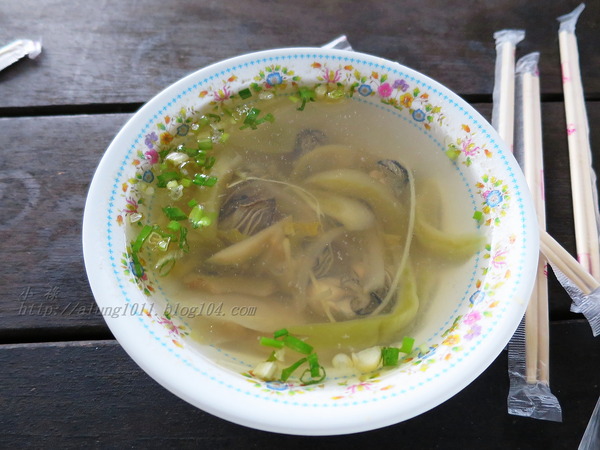 蚵殼島：蚵民不經意的傑作    ..大鵬灣蚵殼島