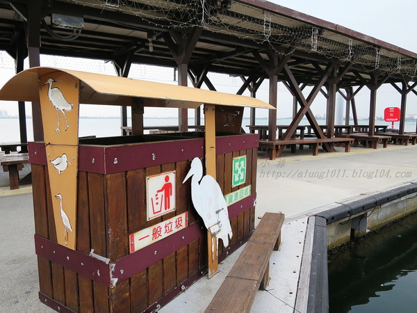 蚵殼島：蚵民不經意的傑作    ..大鵬灣蚵殼島