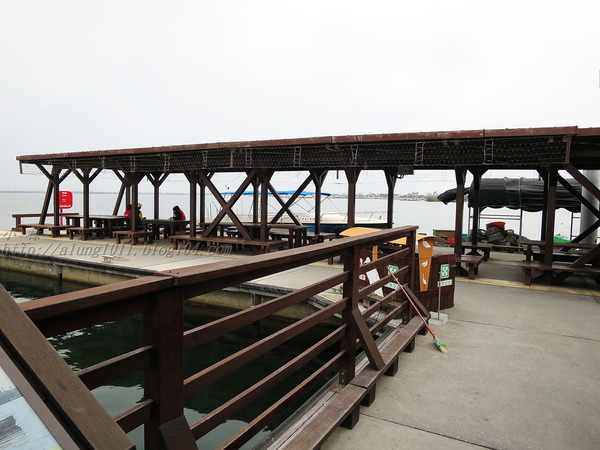 蚵殼島：蚵民不經意的傑作    ..大鵬灣蚵殼島