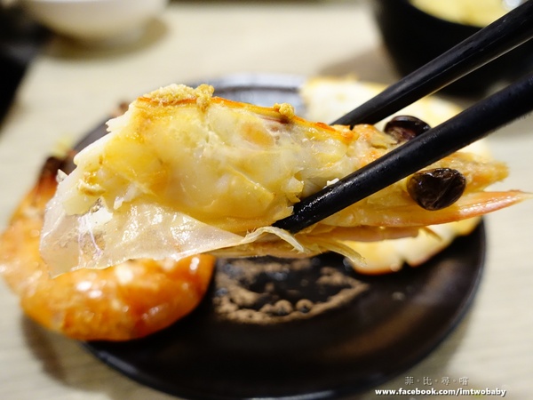 鍋太炫：【捷運美食】鍋太炫鍋物-永吉店 肉慾橫流M9雪花和牛/24公分超大澳州國王蝦 闇陰陽！這鍋太炫～近五分舖/後山埤站
