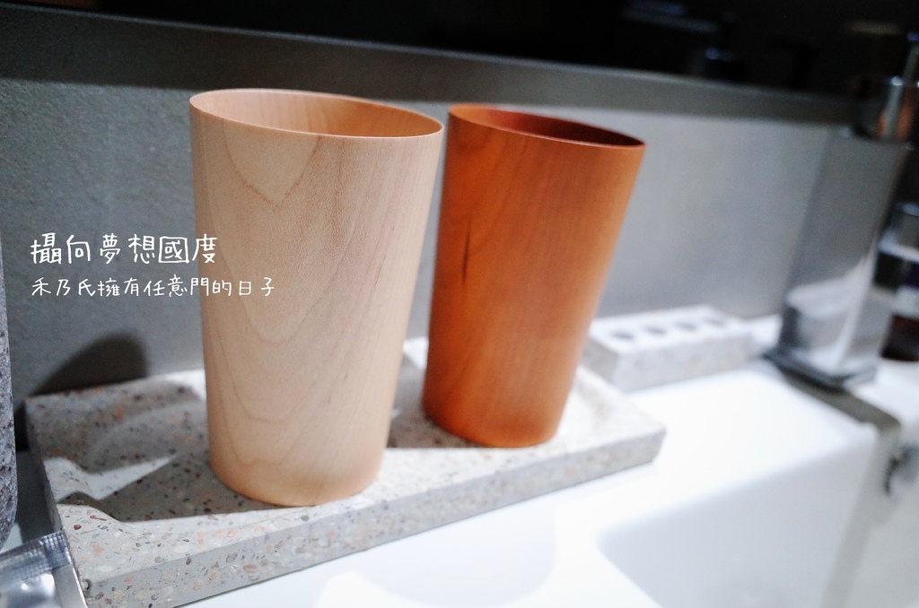 16-11-19-23-59-30-890_deco.jpg 16-11-19-23-59-30-890_deco.jpg