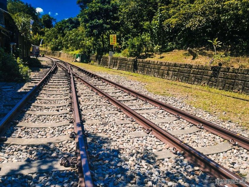 十分瀑布 菁桐鐵道