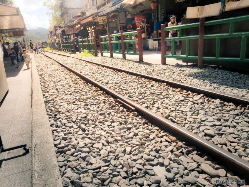 十分瀑布 十分鐵道