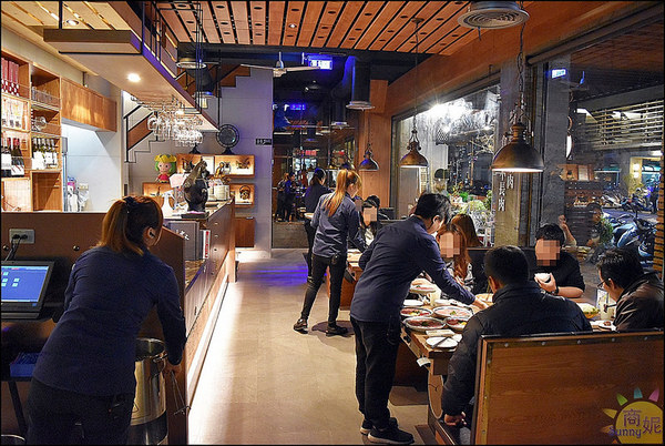 雲火日式燒肉:愛評網評選台中燒烤類評價第一名!獨家保水保鮮技術果然口感更棒更清爽@sunny吃喝遊樂