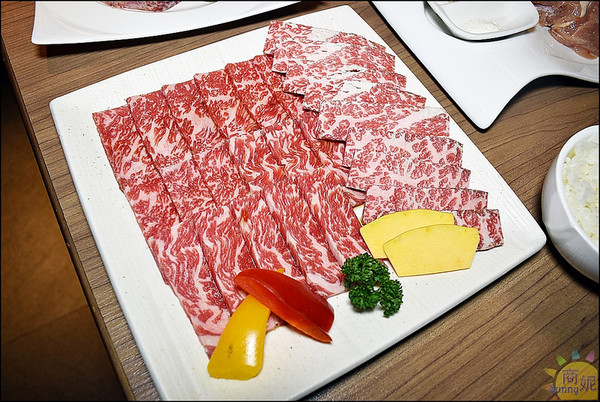 雲火日式燒肉:愛評網評選台中燒烤類評價第一名!獨家保水保鮮技術果然口感更棒更清爽@sunny吃喝遊樂