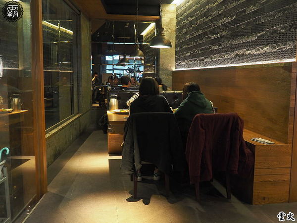 雲火日式燒肉： 雲火燒肉，Prime極上美牛套餐一次可吃到美牛、豬、雞七種肉肉阿~