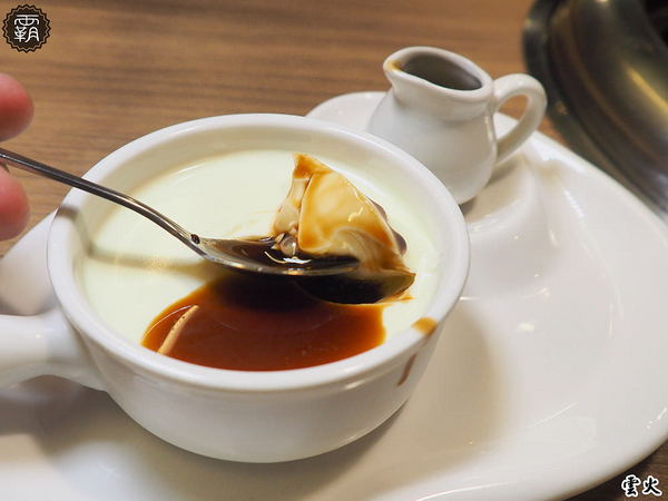 雲火日式燒肉： 雲火燒肉，Prime極上美牛套餐一次可吃到美牛、豬、雞七種肉肉阿~