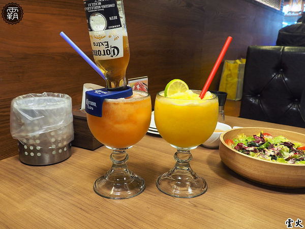 雲火日式燒肉： 雲火燒肉，Prime極上美牛套餐一次可吃到美牛、豬、雞七種肉肉阿~