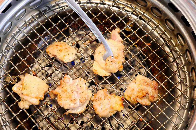 雲火日式燒肉：時尚空間精緻燒肉食材 雙人套餐享受西班牙伊比利豬加和牛雙重奏的美妙滋味！