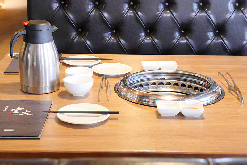 雲火日式燒肉：時尚空間精緻燒肉食材 雙人套餐享受西班牙伊比利豬加和牛雙重奏的美妙滋味！