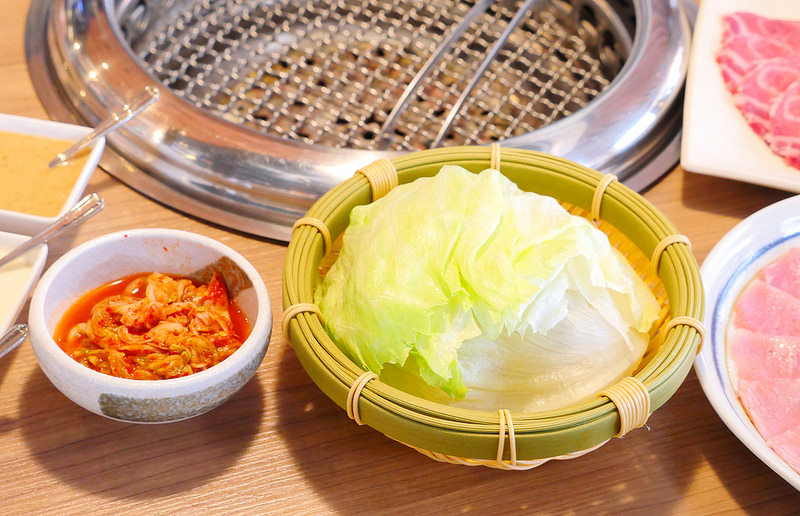 雲火日式燒肉：時尚空間精緻燒肉食材 雙人套餐享受西班牙伊比利豬加和牛雙重奏的美妙滋味！