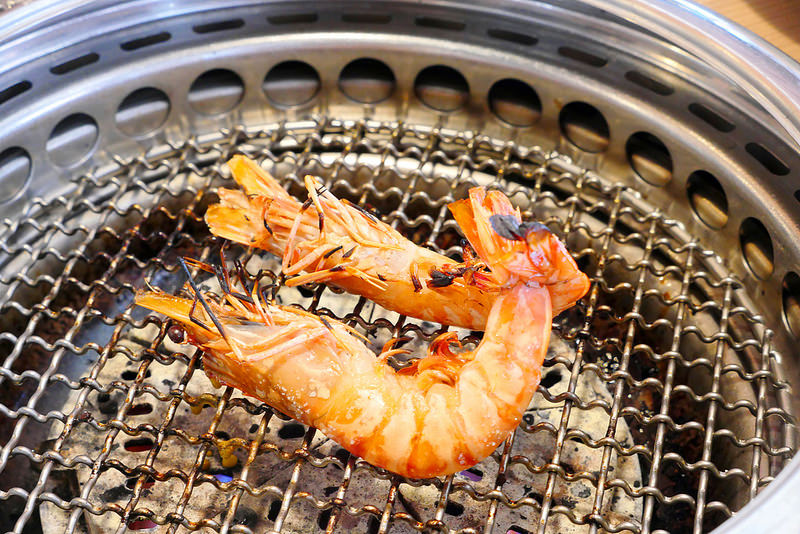 雲火日式燒肉：時尚空間精緻燒肉食材 雙人套餐享受西班牙伊比利豬加和牛雙重奏的美妙滋味！