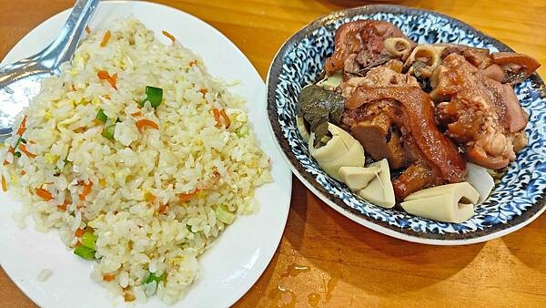 【石碇美食】石碇萬紫桂花香腸｜特殊風味！別的地方吃不到的桂花香腸