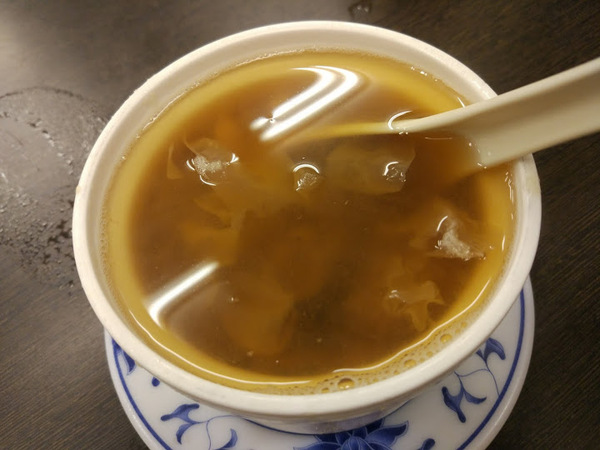 湘記麵館(原進化路龍興小館)：【食記】台中傅家湘記麵館@北區科博館&803醫院&健行國小 : 種類多元,價格尚可,不過我只推炒飯